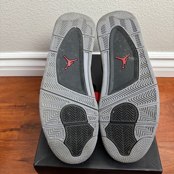 Jordan 4 Retro Toro Bravo Size 10.5 - Picture 7 of 8